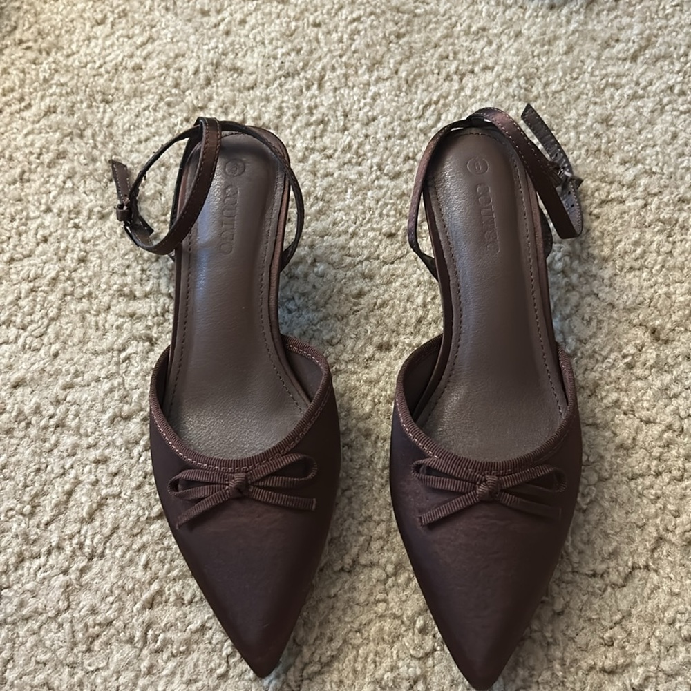 Strappy Brown Kitten Heel